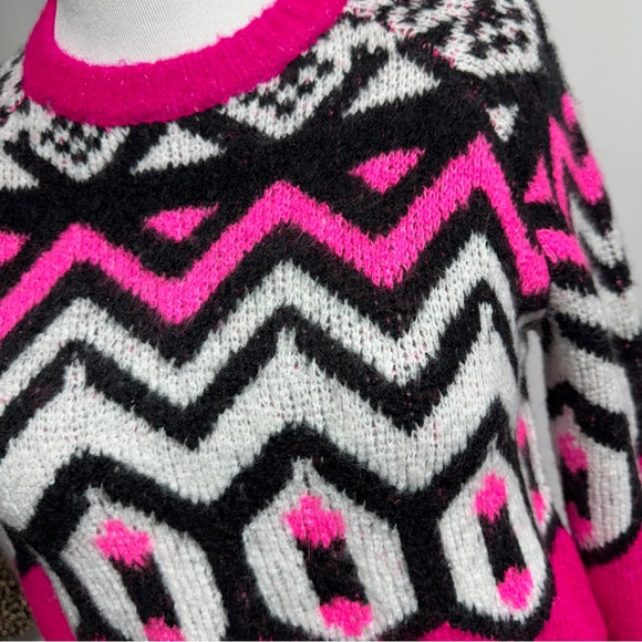 Gianni Bini Hot Pink Fuchsia Black Geometric Sweater Top NWT Large 80s 90s - Picture 3 of 6